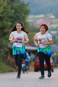 BIB: 8290, 817
                            <button type="button" onclick="openModal(18892699)" class="btn btn-primary btn-sm float-right btn-popup" data-toggle="modal" data-target=".modal-high-quality">
                        <i class="fas fa-shopping-cart"></i> Add to Cart
                    </button>
                                            <button type="button" onclick="isThisMe(18892699, true)" class="btn btn-success btn-sm float-right btn-popup btn-isme hidden" data-toggle="tooltip" data-placement="bottom" title="นี่คือรูปของคุณใช่ไหม คลิกที่นี่เพื่อเอาเข้าอัลบั้ม">
                        <i class="fas fa-plus"></i> Add to album
                    </button>
                    <button type="button" onclick="isThisMe(18892699, false)" class="btn btn-warning btn-sm float-right btn-popup btn-isnotme hidden">
                        <i class="fas fa-ban"></i> Remove from album
                    </button>